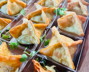 
                  
                    Load image into Gallery viewer, Wonton (Chinese fried dumplings)
                  
                