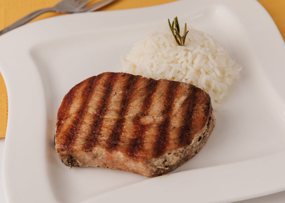 Grilled Ahi Tuna (Steak de atún al grill)